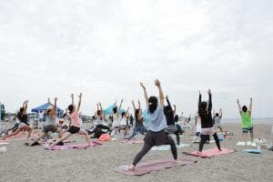 ビーチヨガ体験会